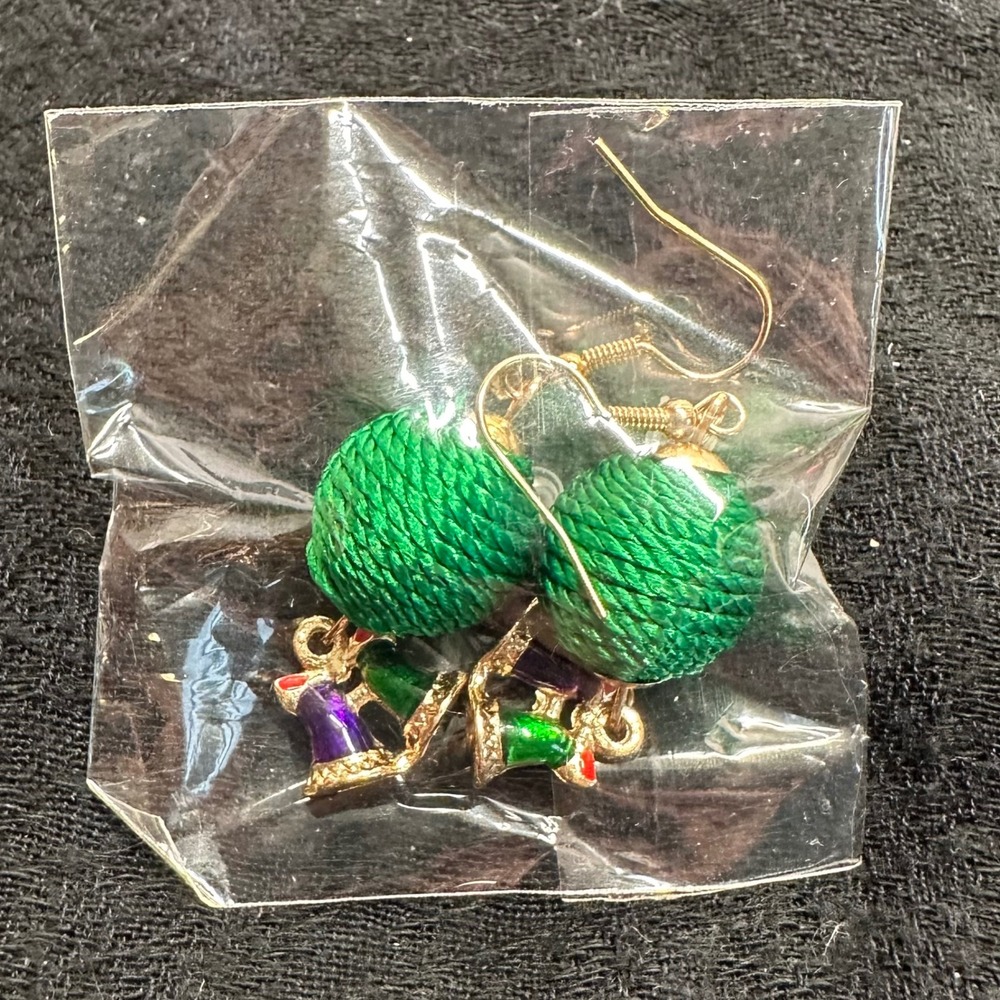 Christmas Green Ornament Ball Dangle Earrings Textured Holiday Gold Tone‎